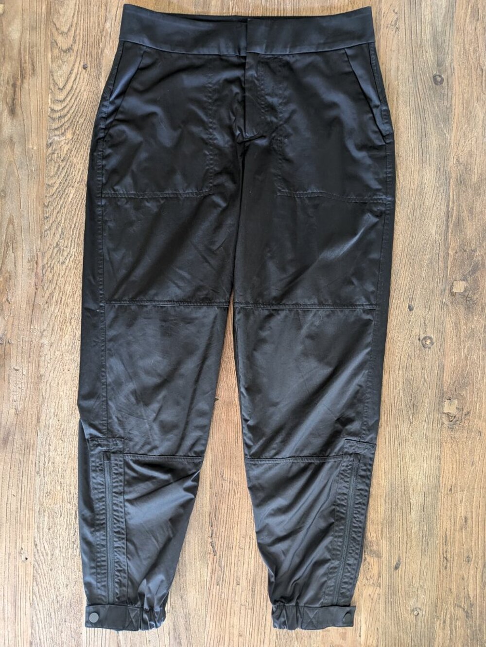 Athleta Radiant Jogger - Black - Size 6